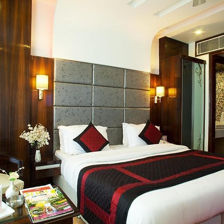 Hotel Delhi 55 -City Center New Delhi Extérieur photo