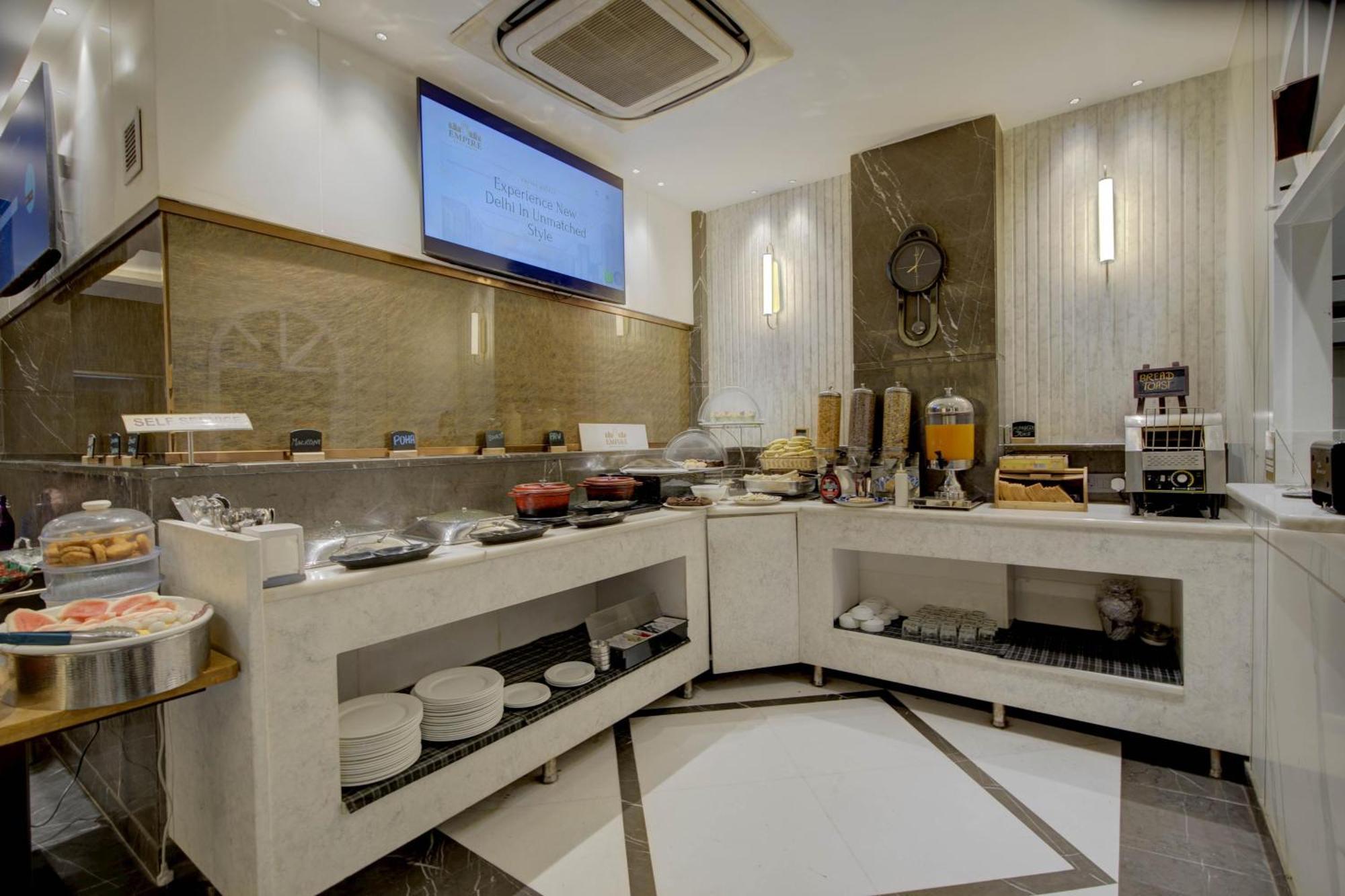 Hotel Delhi 55 -City Center New Delhi Extérieur photo