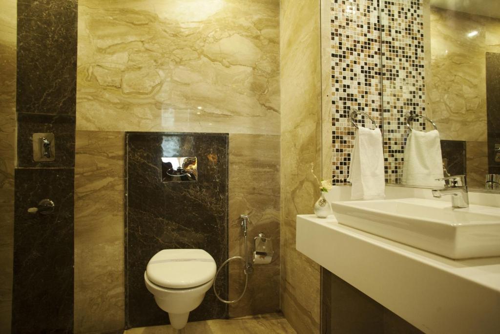 Hotel Delhi 55 -City Center New Delhi Extérieur photo
