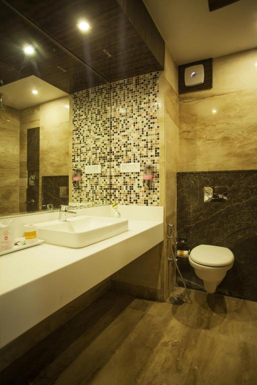 Hotel Delhi 55 -City Center New Delhi Extérieur photo